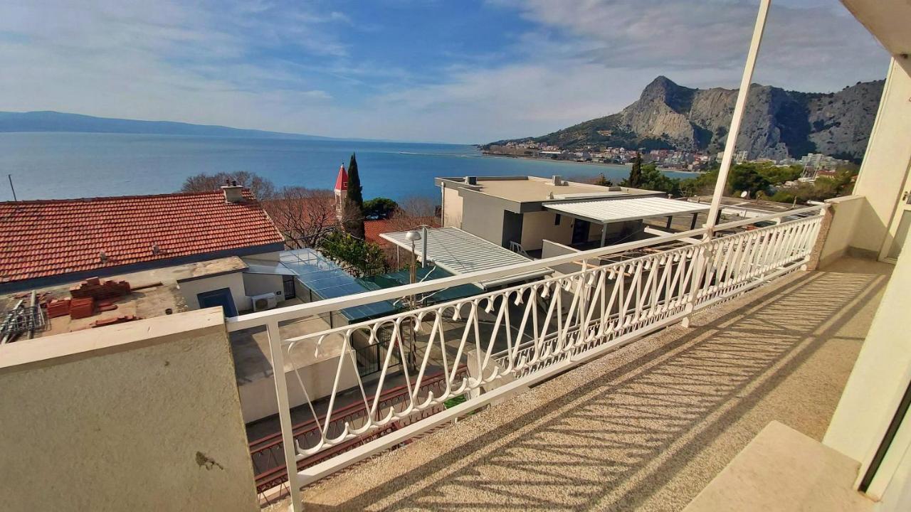 Apartment Cedo Omiš Exterior foto